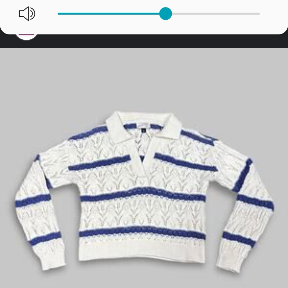 Collared Polo Pullover V-Neck Sweater in Cream and Blue - Small - Picture 4 of 10
